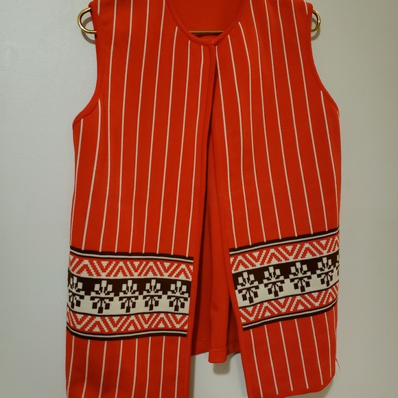 Vintage Sweater Vest Orange Union Made Ladies Garment - Picture 8 of 9